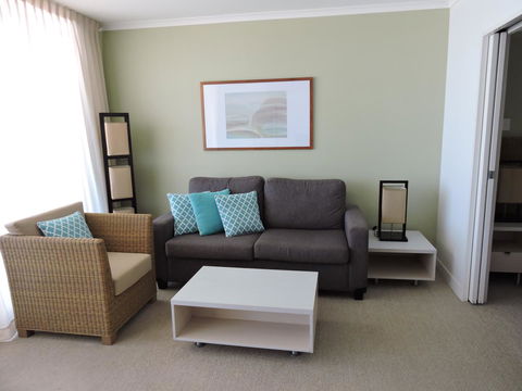 BASE Holidays - Ettalong Beach Premium Apartments - ACT Tourism 17