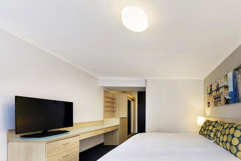 Novotel Sydney City Centre - ACT Tourism 11