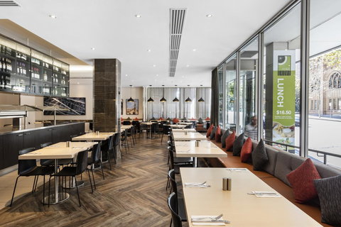 Novotel Sydney City Centre - ACT Tourism 24