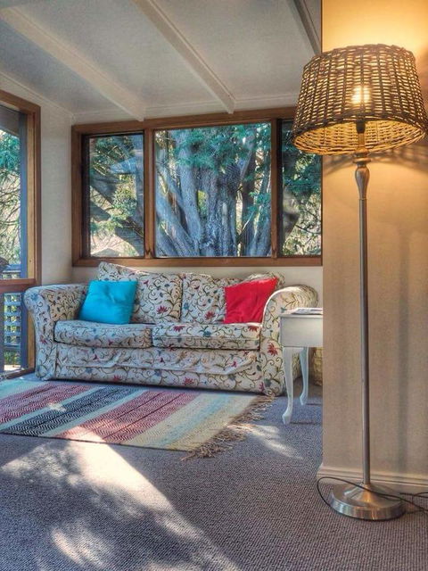 Lark Cottage - ACT Tourism 7