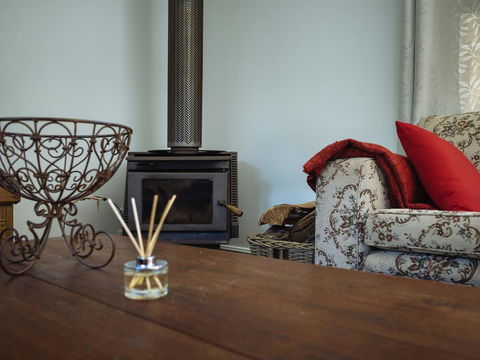 Lark Cottage - ACT Tourism 29