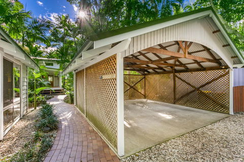 A Beach House At Byron - ACT Tourism 6