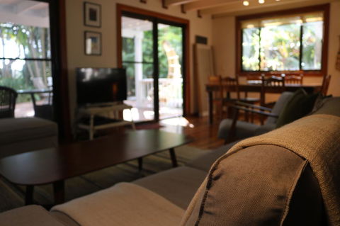 A Beach House At Byron - ACT Tourism 14