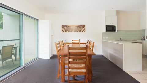 Pacific Blue, Salamander Bay - ACT Tourism 29