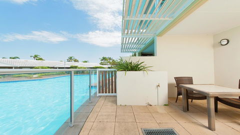 Pacific Blue, Salamander Bay - ACT Tourism 42