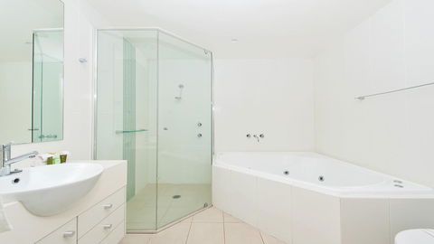 Pacific Blue, Salamander Bay - ACT Tourism 31