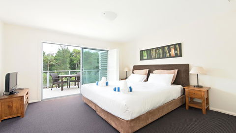 Pacific Blue, Salamander Bay - ACT Tourism 21