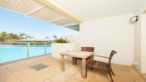 Pacific Blue, Salamander Bay - ACT Tourism 38