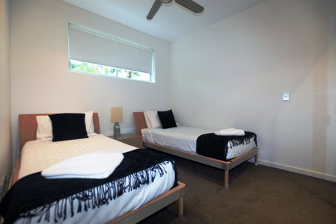 The Beach Cabarita - ACT Tourism 23