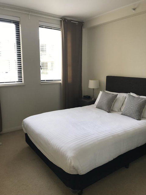 Wyndel Apartments - Apex North Sydney - ACT Tourism 13