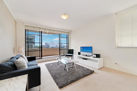 Wyndel Apartments - Apex North Sydney - ACT Tourism 6