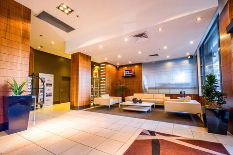 Seasons Harbour Plaza - ACT Tourism 24
