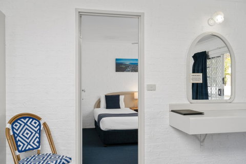 Wollongbar Motel - ACT Tourism 20