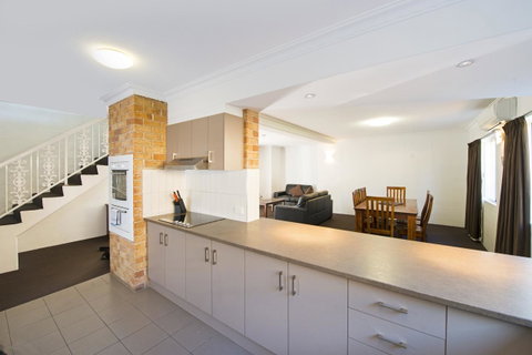 Wollongbar Motel - ACT Tourism 24