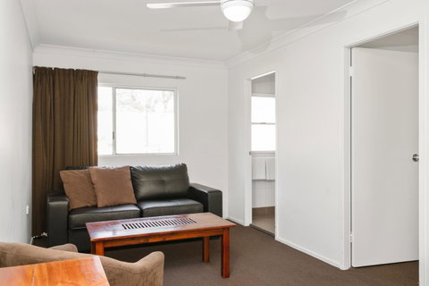 Wollongbar Motel - ACT Tourism 35