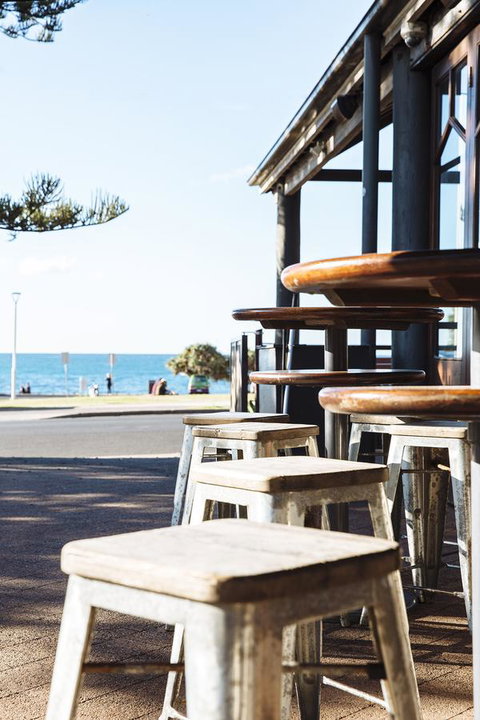 Beach Hotel Resort - ACT Tourism 37