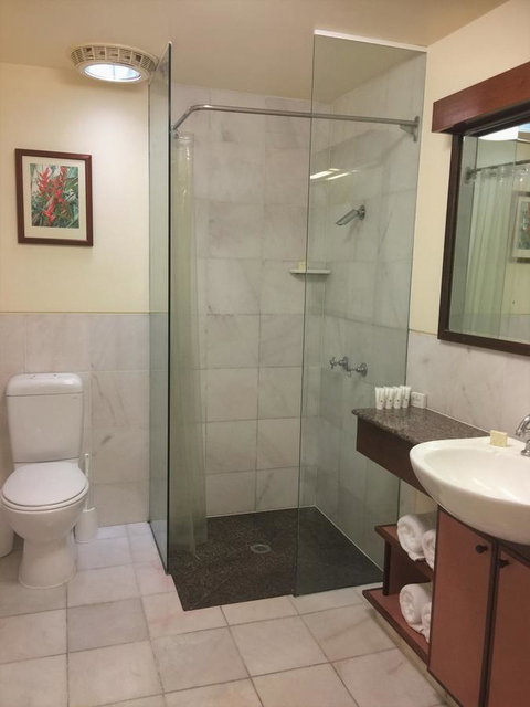 Beach Hotel Resort - ACT Tourism 29