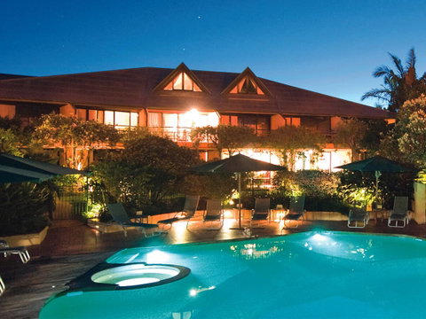 Beach Hotel Resort - ACT Tourism 25