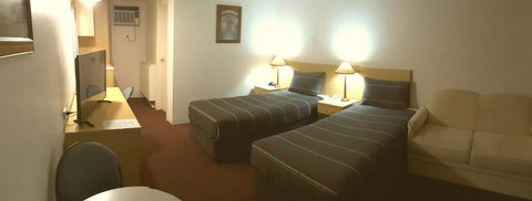 Cooma Motor Lodge Motel - ACT Tourism 1