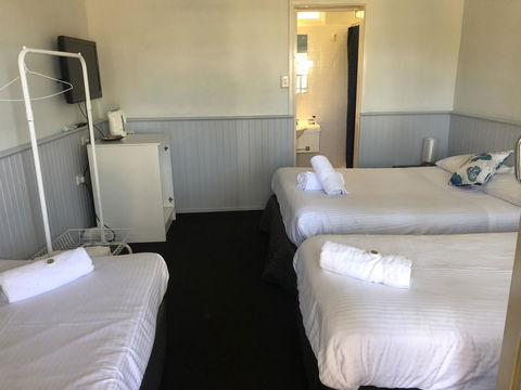 Squid\'s Ink Motel - ACT Tourism 30