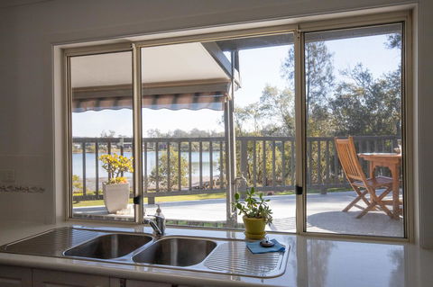 Urunga Riverview - ACT Tourism 6