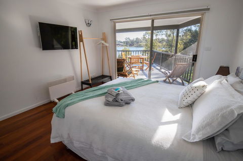 Urunga Riverview - ACT Tourism 1