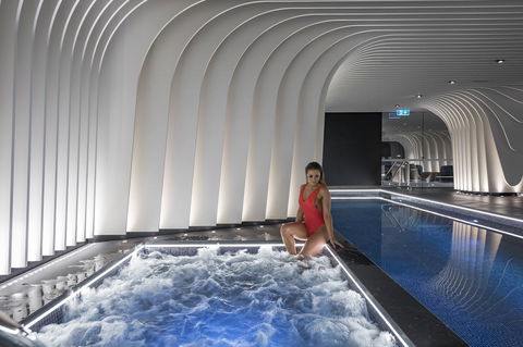 SKYE Suites Sydney - ACT Tourism 32