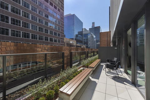 SKYE Suites Sydney - ACT Tourism 18