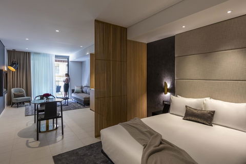 SKYE Suites Sydney - ACT Tourism 27
