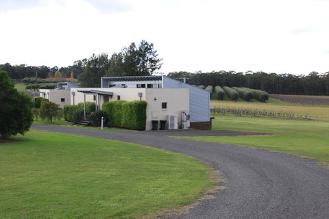 Adina Vineyard - ACT Tourism 18