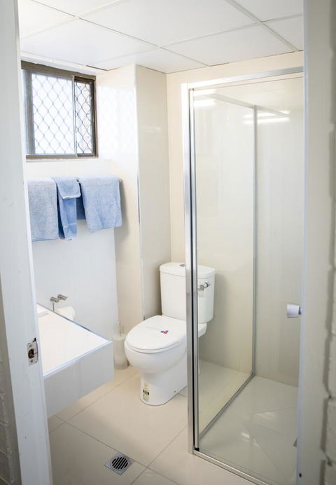 Coastal Bay Motel - ACT Tourism 41