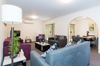 Book Eastwood Accommodation Vacations ACT Tourism ACT Tourism