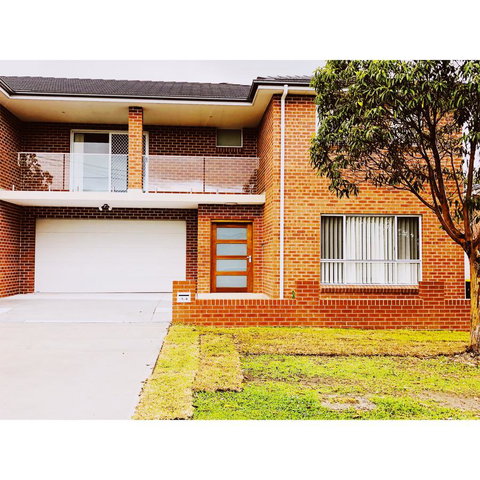 44A Adelaide Street - ACT Tourism 6