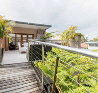 Family surf house 5 min walk to Manly beach - ACT Tourism