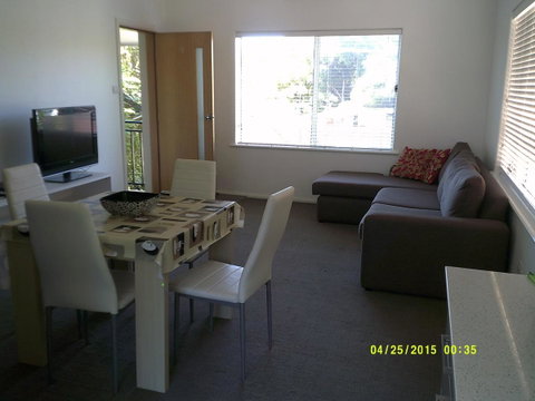 Pelican H2O One & Two Bedroom Apartments - ACT Tourism 19