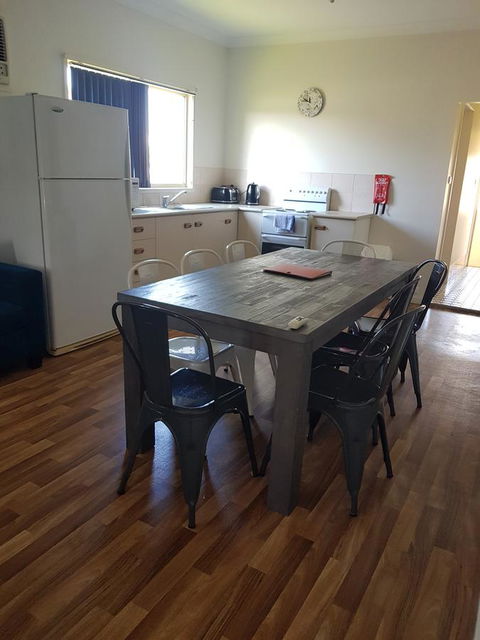 Amaroo Resort - ACT Tourism 7