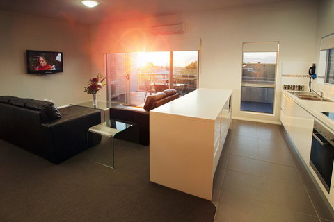 Charlestown Executive Apartments - ACT Tourism 26