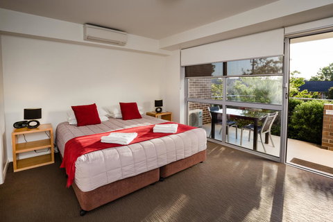 Charlestown Executive Apartments - ACT Tourism 7