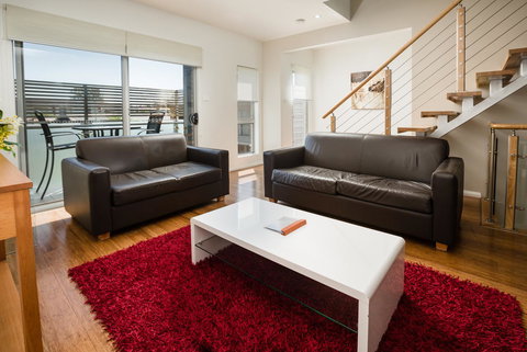 Charlestown Executive Apartments - ACT Tourism 3