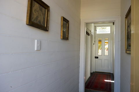 Hillview Heritage Hotel - ACT Tourism 19