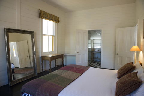 Hillview Heritage Hotel - ACT Tourism 21