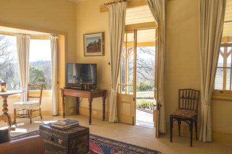 Hillview Heritage Hotel - ACT Tourism 32