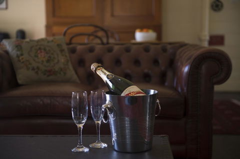 Hillview Heritage Hotel - ACT Tourism 25