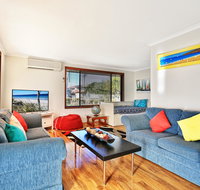 Sandy Toes Beach House Jervis Bay - 2min to Beach - ACT Tourism