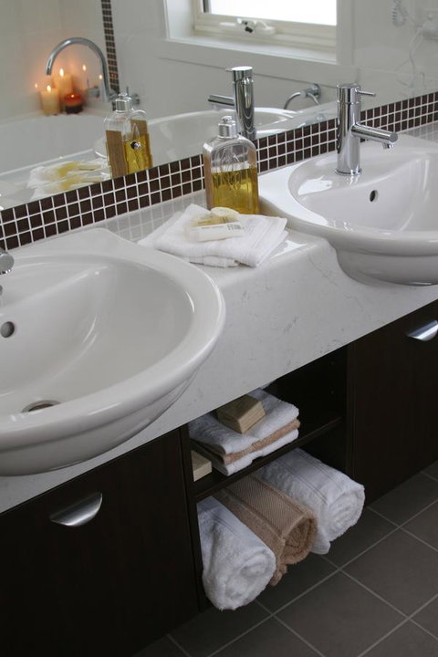 Encore Apartments - ACT Tourism 10