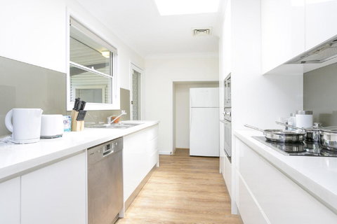 Beautiful Family Holiday House - ACT Tourism 7