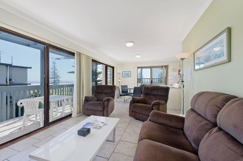 Beach House Holiday Apartments - ACT Tourism 22