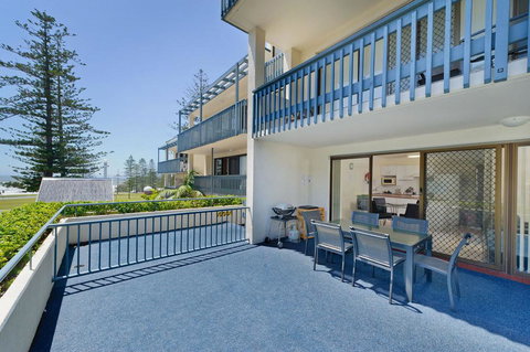 Beach House Holiday Apartments - ACT Tourism 23