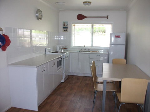 Tomaree Lodge - ACT Tourism 2