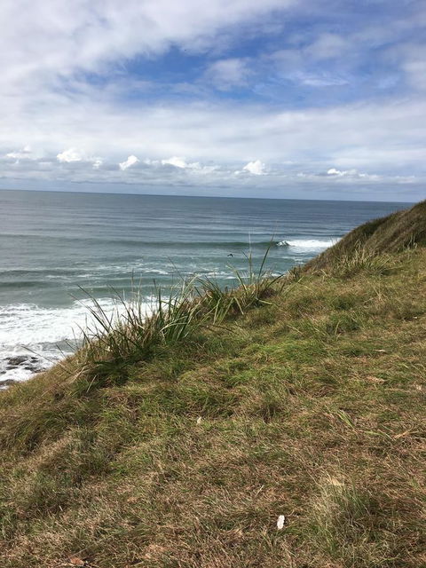 Valla's Beach House - ACT Tourism 24